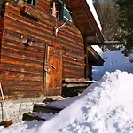 Karblickhütte * Bucheben